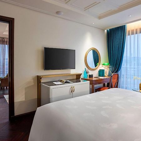 Peridot Grand Luxury Boutique Hotel Hanoi Exterior photo