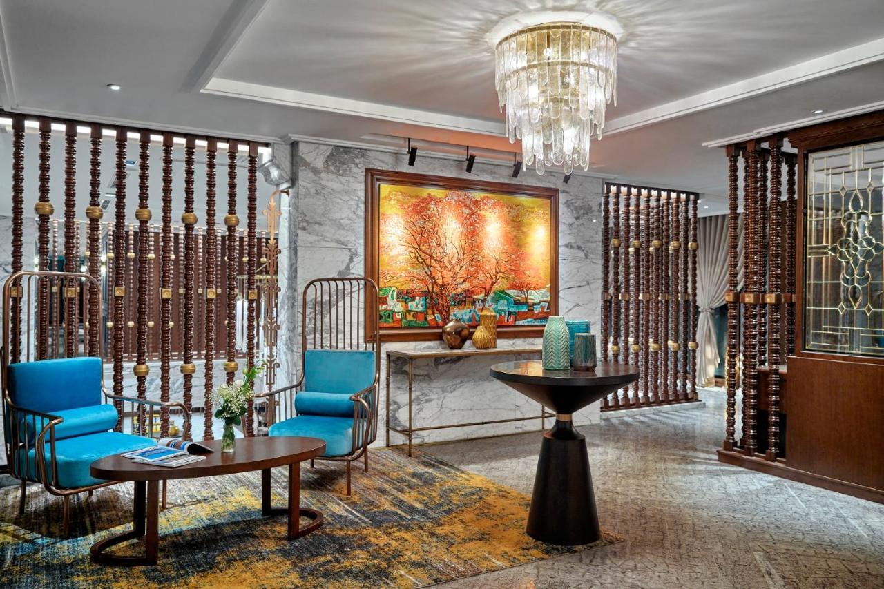 Peridot Grand Luxury Boutique Hotel Hanoi Exterior photo The lobby of the hotel