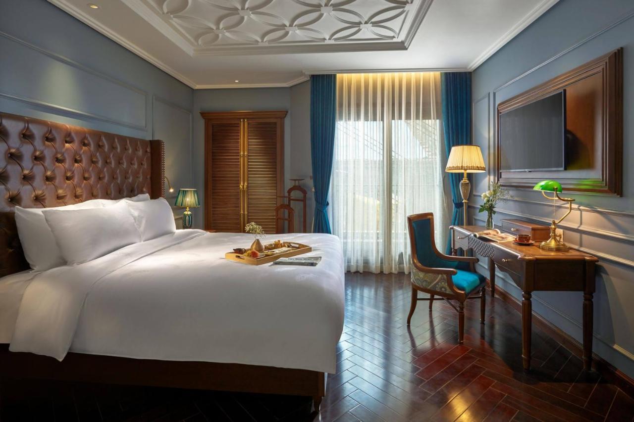 Peridot Grand Luxury Boutique Hotel Hanoi Exterior photo
